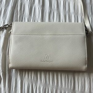 Safekeeper Elegant Cream Crossbody Bag
